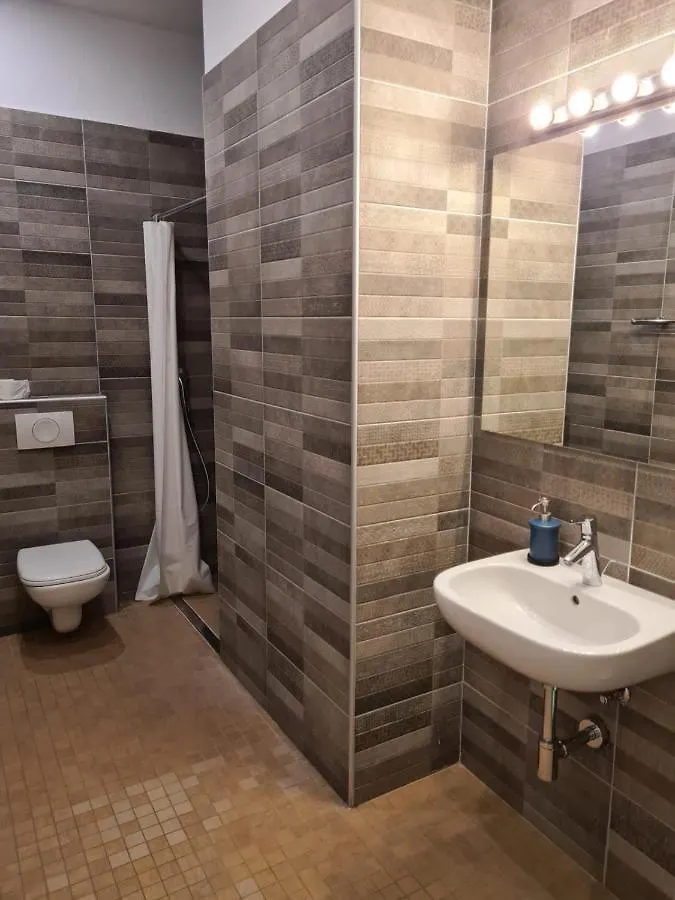 Jetpak Alternative Eco Hostel Салоники
